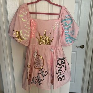 Queen of Sparkles pink bride dress!